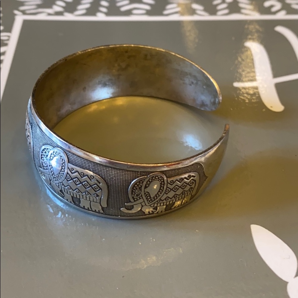 Elephant Cuff - Picture 5 of 7